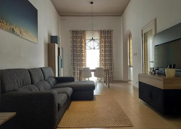 Ayla House Feriehus *