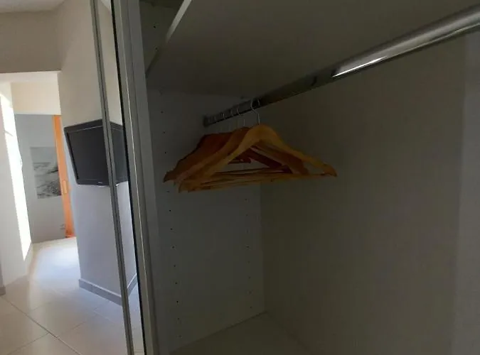 Ayla House * Birżebbuġa